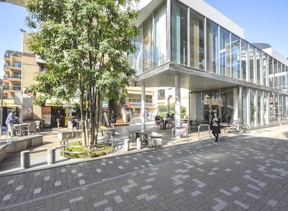 ロケーション／世田谷区給田の土地・宅地物件。建売価格で自由設計の新築一戸建て