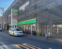 サミットストア氷川台駅前店